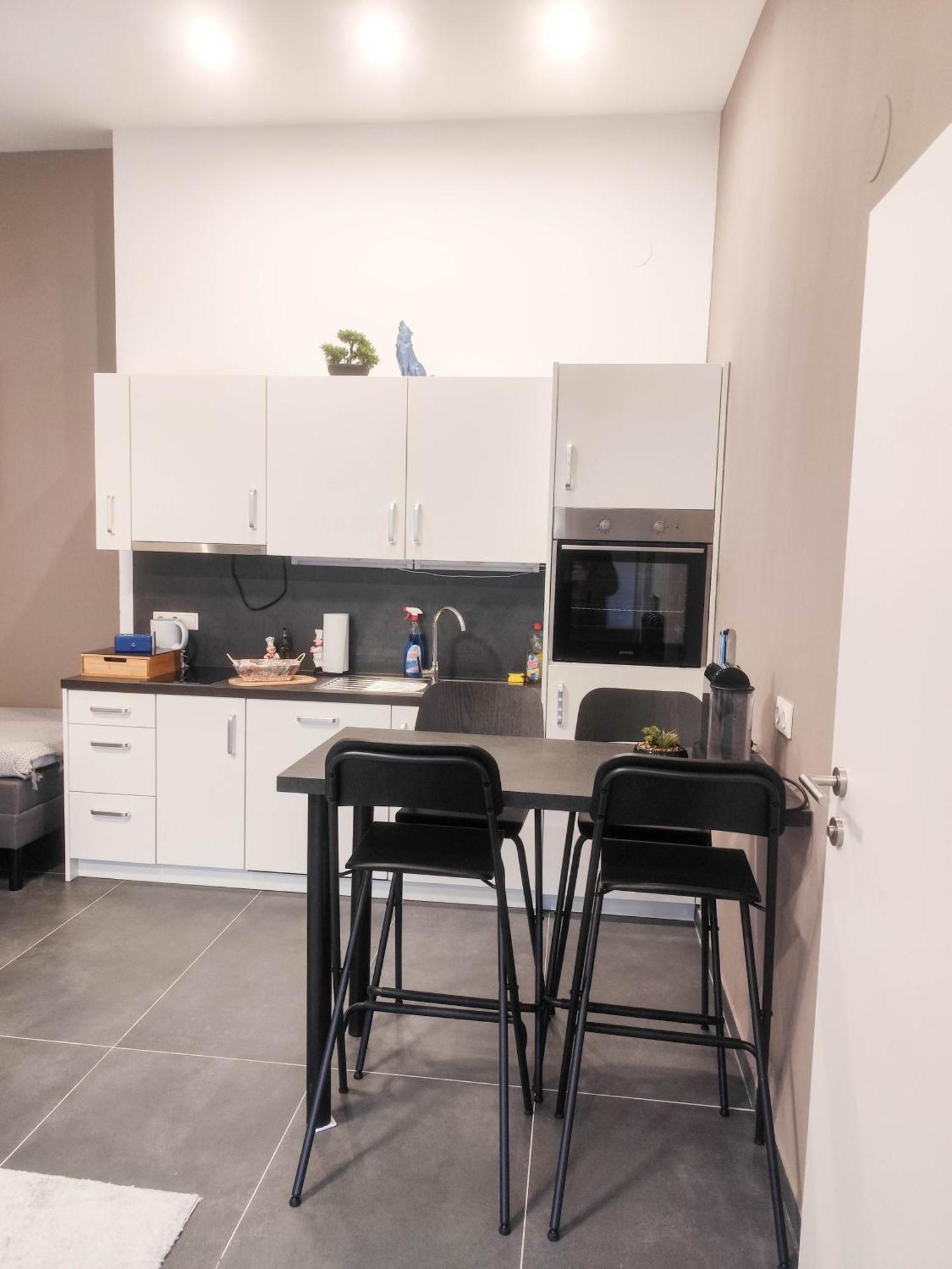 Cozy Apartments In Central Location With Free Parking 비엔나 외부 사진
